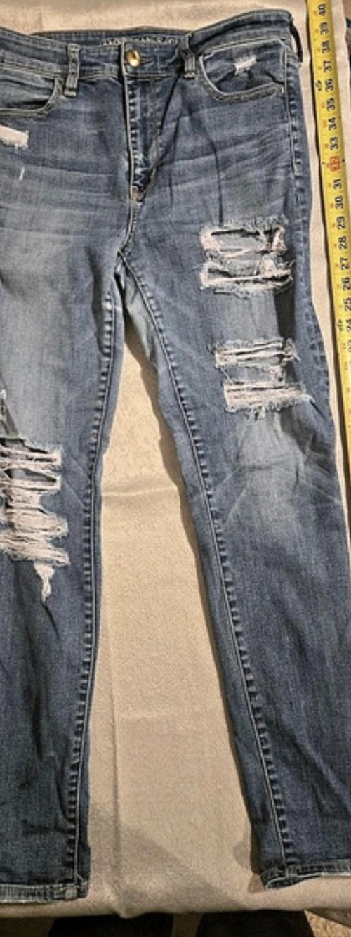 American Eagle AE Denim X Super Stretch Distressed Skinny Jeans - Size 10